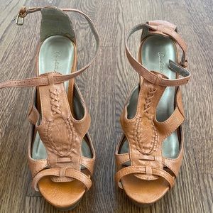 Size 7 Women’s heels. These are basically vintage